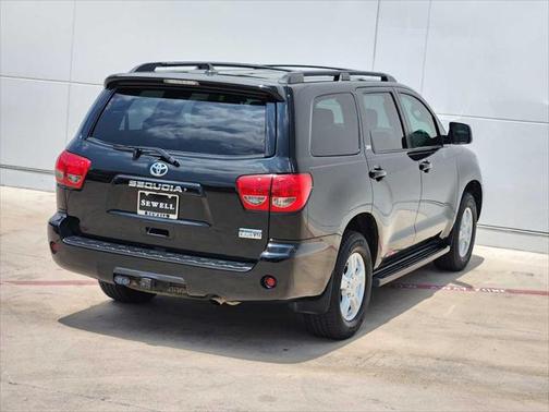2013 Toyota Sequoia SR5