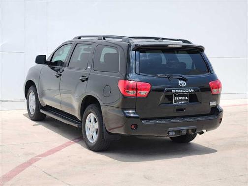 2013 Toyota Sequoia SR5