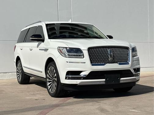 Pristine White 2021 Lincoln Navigator Reserve