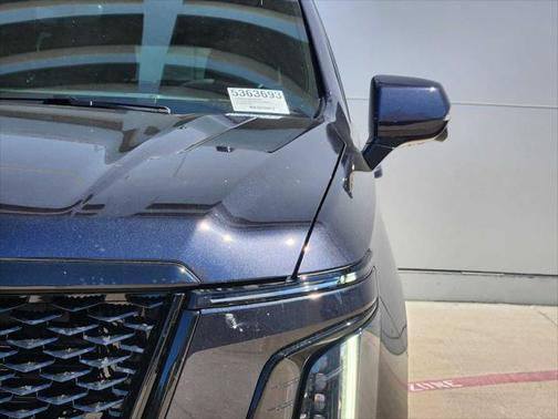 2025 Cadillac Escalade ESV Sport