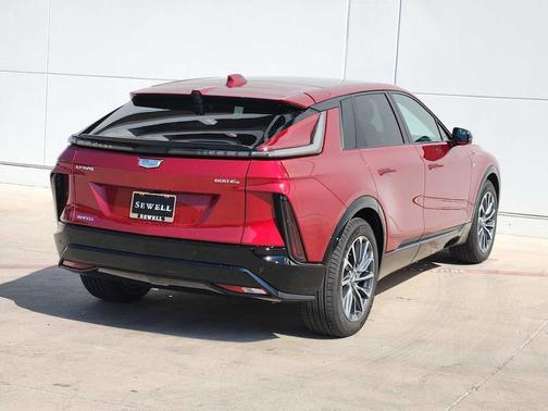 2026 Cadillac LYRIQ Sport