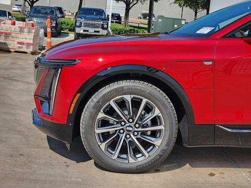 2026 Cadillac LYRIQ Sport