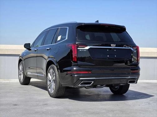 2025 Cadillac XT6 Premium Luxury FWD