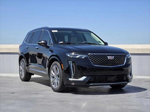 2025 Cadillac XT6 Premium Luxury FWD