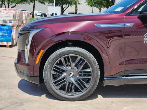 2025 Cadillac Escalade IQ Sport 2