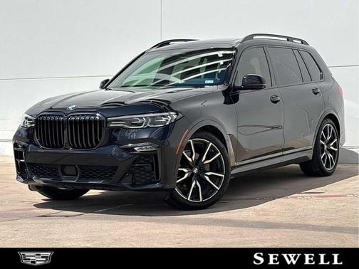 Black Sapphire Metallic 2020 BMW X7 xDrive40i