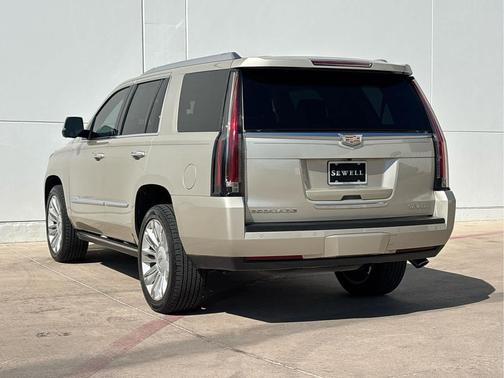 Silver Coast Metallic 2016 Cadillac Escalade Platinum