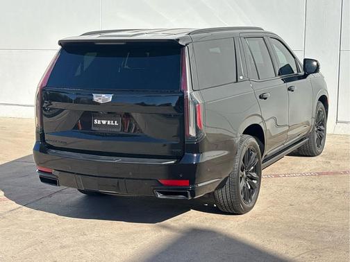 2022 Cadillac Escalade Sport Platinum
