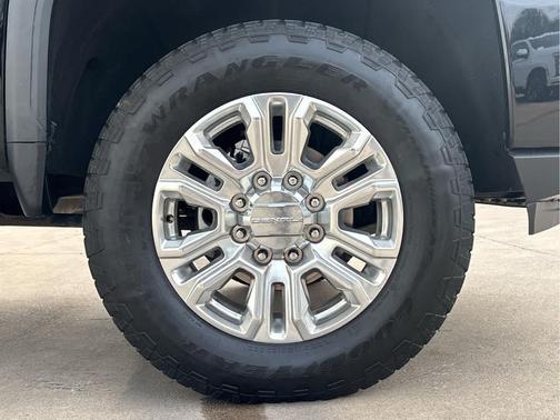 2022 GMC Sierra 2500 Denali