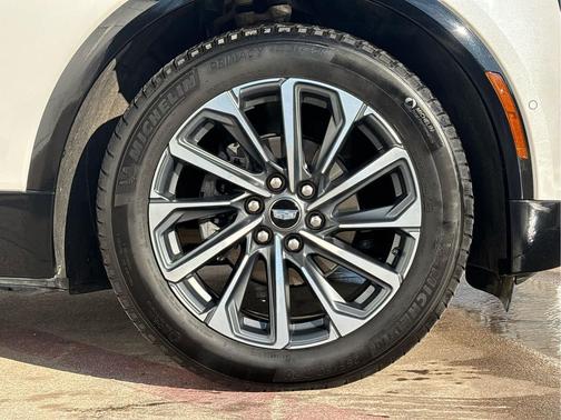 2024 Cadillac LYRIQ Sport