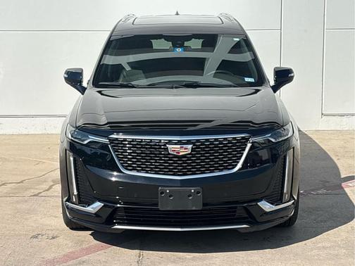 2023 Cadillac XT6 Luxury FWD