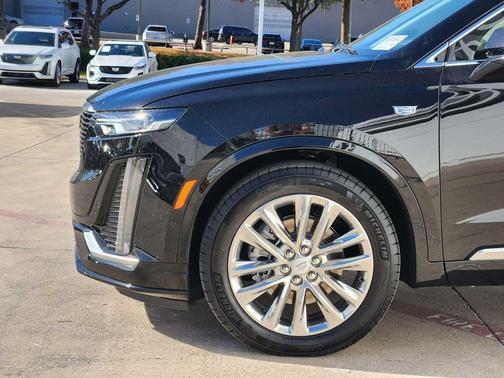 2025 Cadillac XT6 Premium Luxury FWD