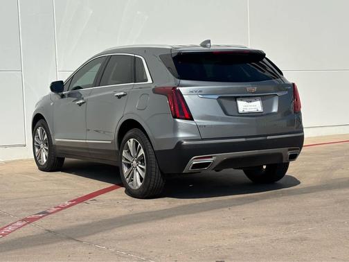 Argent Silver Metallic 2024 Cadillac XT5 Premium Luxury