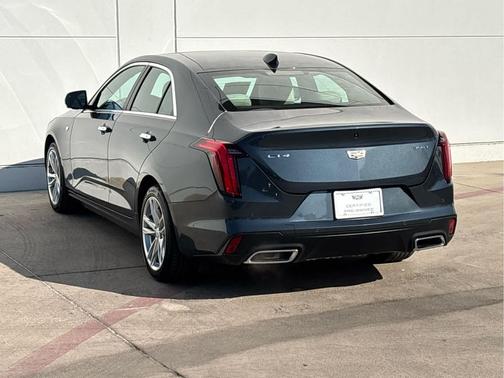 2025 Cadillac CT4 Luxury RWD