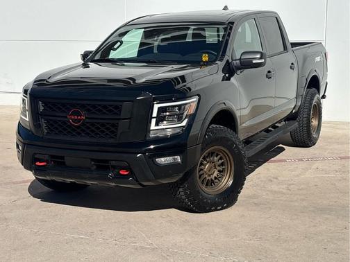 2023 Nissan Titan PRO-4X