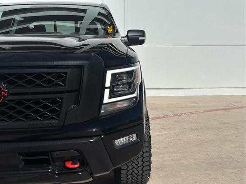 2023 Nissan Titan PRO-4X