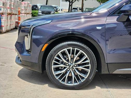 2025 Cadillac XT4 Sport