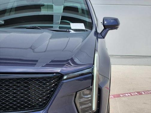2025 Cadillac XT4 Sport