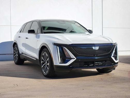 2025 Cadillac LYRIQ Sport