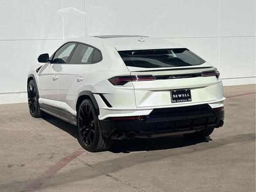 2024 Lamborghini Urus S