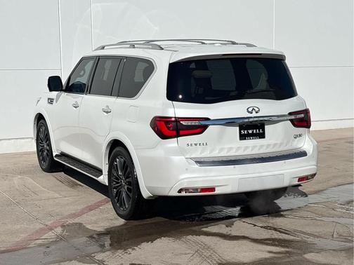 2022 INFINITI QX80 SENSORY