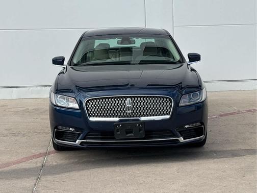 2017 Lincoln Continental Select