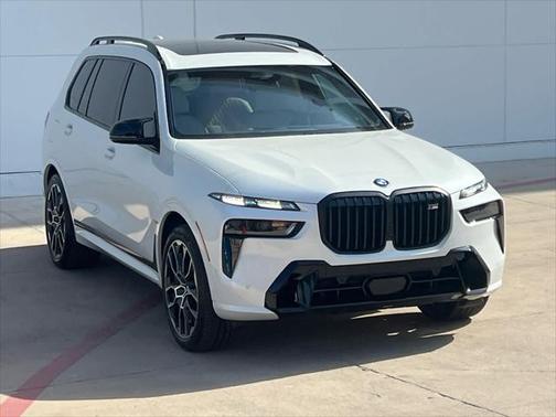 2024 BMW X7 M60i