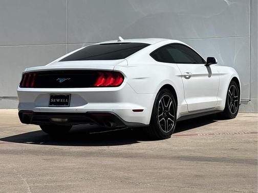 Oxford White 2021 Ford Mustang EcoBoost