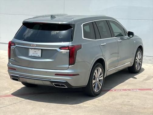2023 Cadillac XT6 Premium Luxury FWD