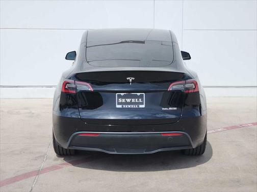 2022 Tesla Model Y Performance Dual Motor All-Wheel Drive