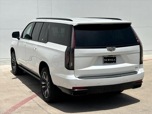 2021 Cadillac Escalade ESV Sport Platinum