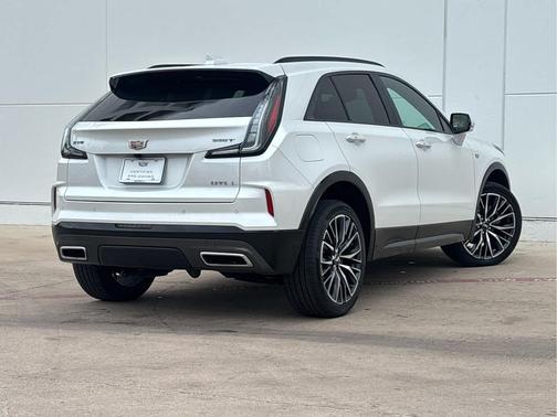 Crystal White Tricoat 2024 Cadillac XT4 Sport