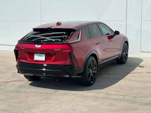2025 Cadillac LYRIQ Sport