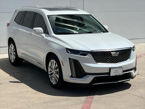 2022 Cadillac XT6 Premium Luxury FWD