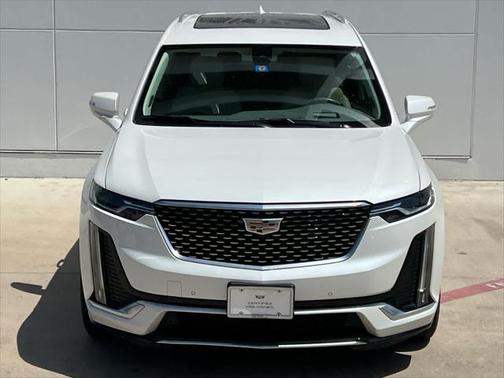 2022 Cadillac XT6 Premium Luxury FWD