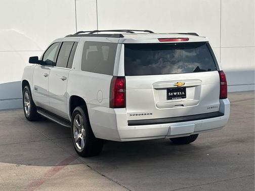 2017 Chevrolet Suburban LT