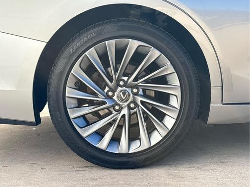 2019 Lexus ES 350 Luxury