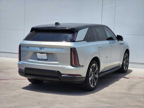 2025 Cadillac Escalade IQ Sport 2