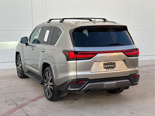 2022 Lexus LX 600 Luxury