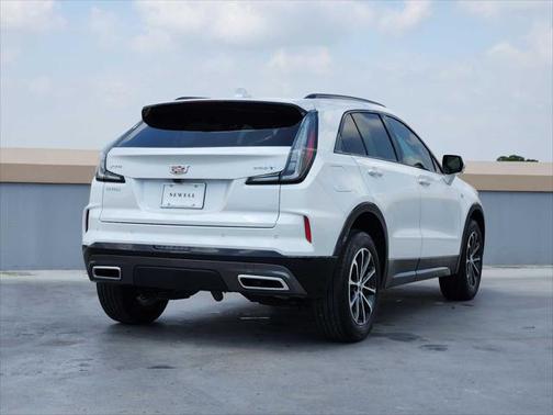 2025 Cadillac XT4 Sport
