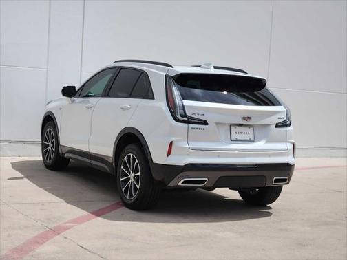 2025 Cadillac XT4 Sport