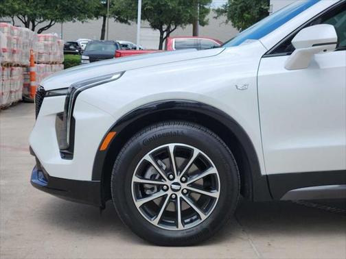 2025 Cadillac XT4 Sport