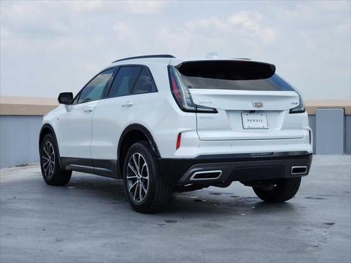 2025 Cadillac XT4 Sport