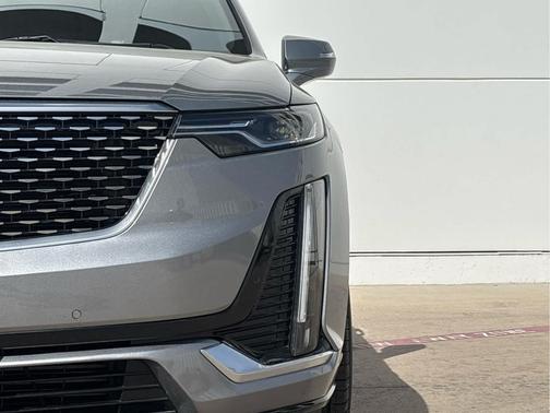 2023 Cadillac XT6 Luxury FWD