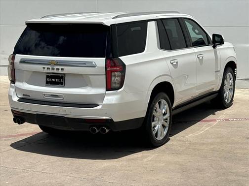 2022 Chevrolet Tahoe 4WD High Country