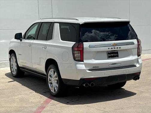 2022 Chevrolet Tahoe 4WD High Country