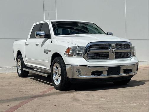 Bright White Clearcoat 2019 RAM 1500 Lone Star