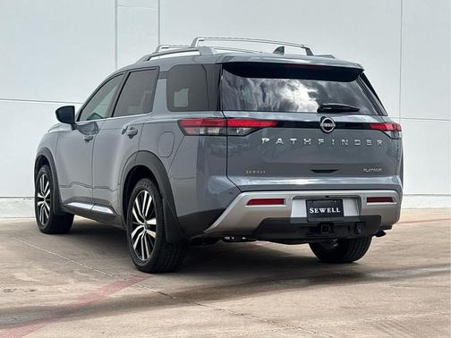 Boulder Gray Pearl 2023 Nissan Pathfinder Platinum FWD