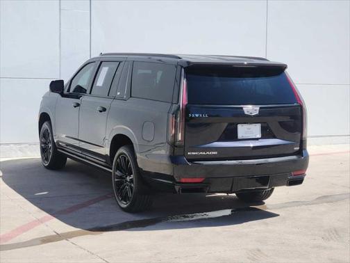2023 Cadillac Escalade ESV Sport Platinum
