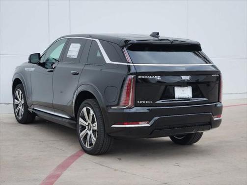 2025 Cadillac Escalade Luxury